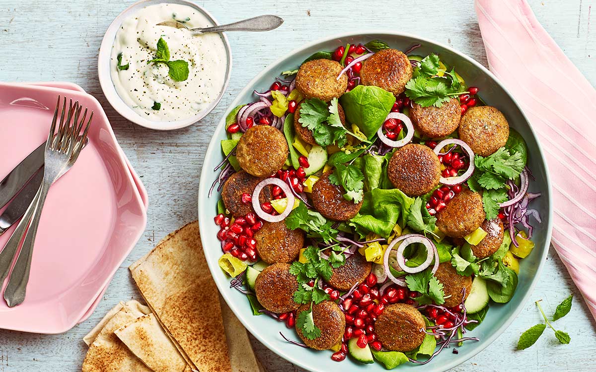 Falafelsallad recept